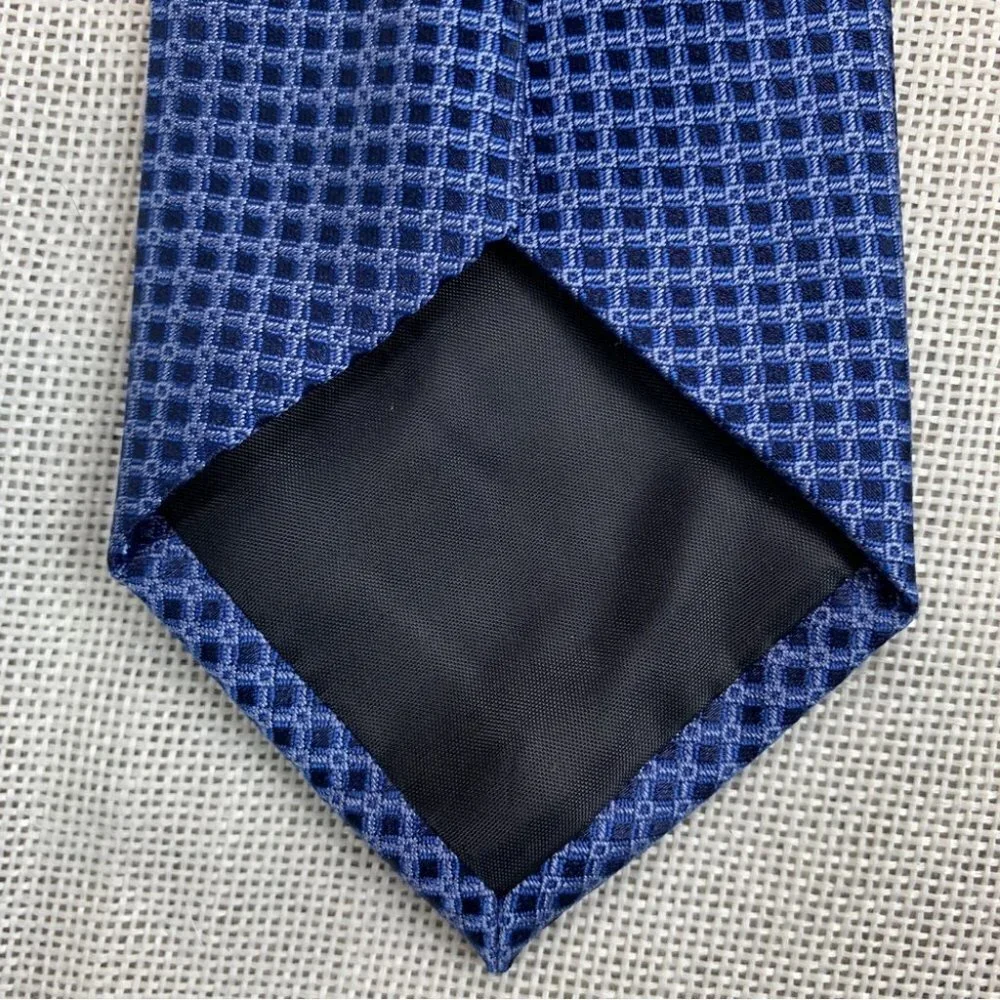Calvin Klein Mens Locked Grid Tie Water Mill ONE SIZE
